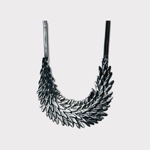 NWT Fashion Necklace